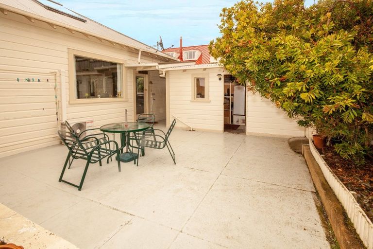 Photo of property in 52 Preston Crescent, Belleknowes, Dunedin, 9011