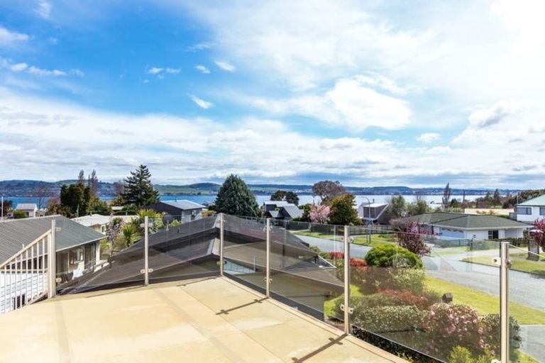 Photo of property in 11 Logan Avenue, Wharewaka, Taupo, 3330