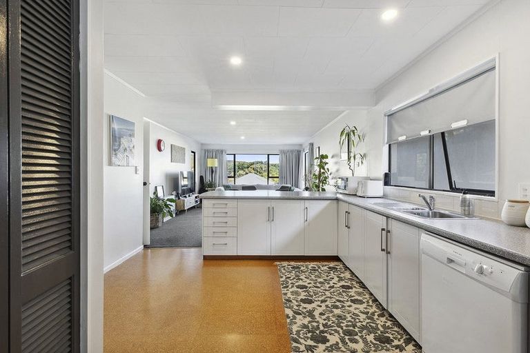 Photo of property in 4/24 Acheron Road, Paremata, Porirua, 5026