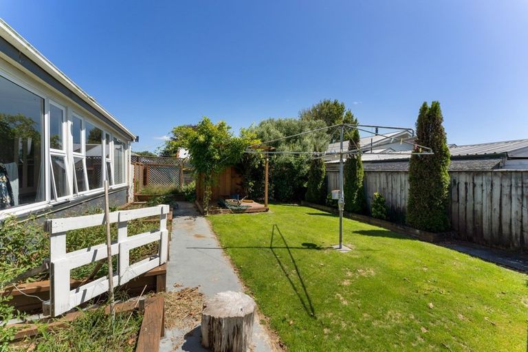 Photo of property in 12 Craig Street, Stratford, 4332