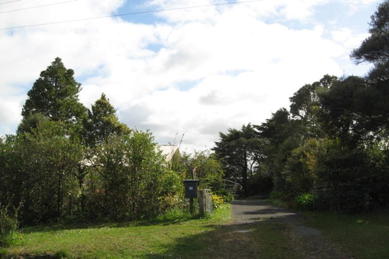 Photo of property in 71 Mcentee Road, Waitakere, Auckland, 0816