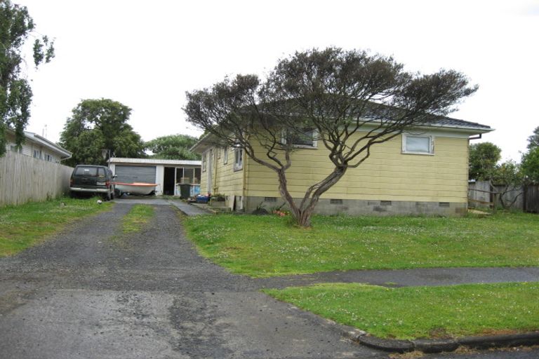 Photo of property in 9 Duke Avenue, Pukekohe, 2120