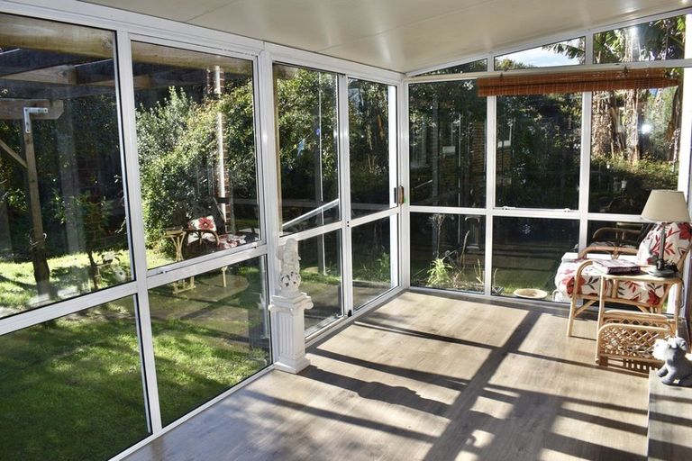 Photo of property in 14b Hariata Street, Otaki, 5512