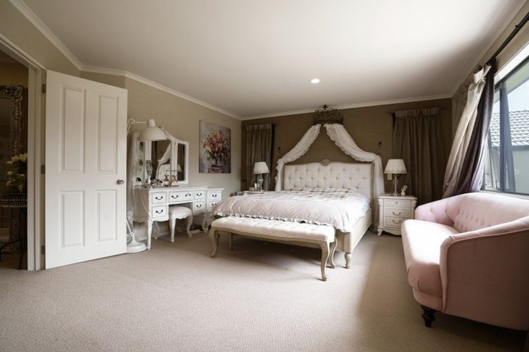 Photo of property in 8 Maybole Drive, Flat Bush, Auckland, 2016