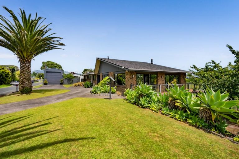 Photo of property in 2 Waireka Road, Omata, New Plymouth, 4374