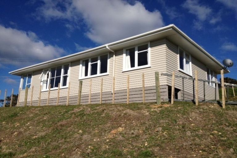 Photo of property in 77 Longs Road, Hikurangi, 0181