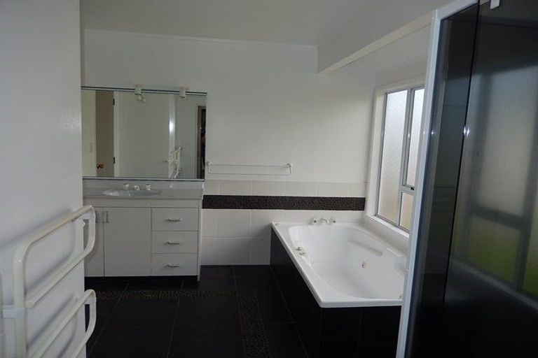 Photo of property in 1/20 Stanley Street, Wharewaka, Taupo, 3330