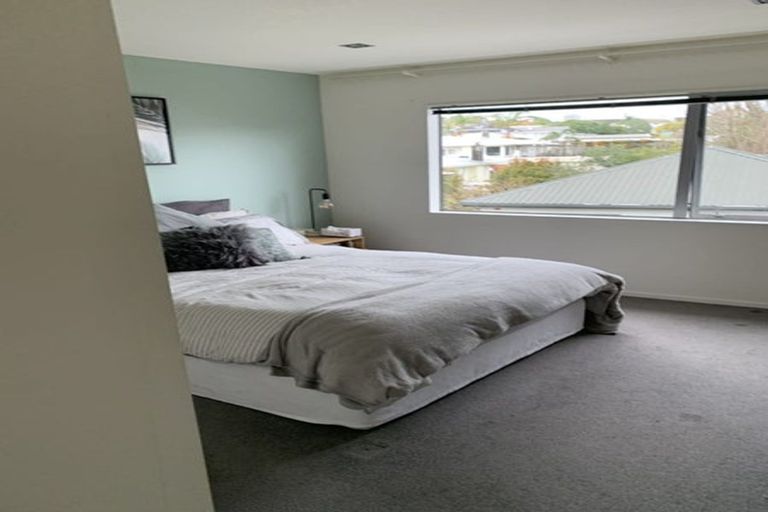 Photo of property in 121a Bruce Road, Glenfield, Auckland, 0629