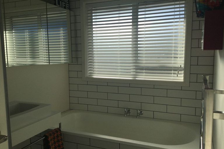 Photo of property in 2/190 Rutland Street, St Albans, Christchurch, 8052