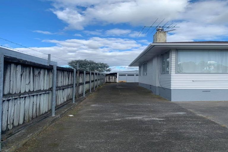 Photo of property in 118 Weymouth Road, Manurewa, Auckland, 2102