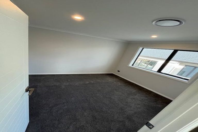 Photo of property in 30 Black Shed Road, Flat Bush, Auckland, 2019