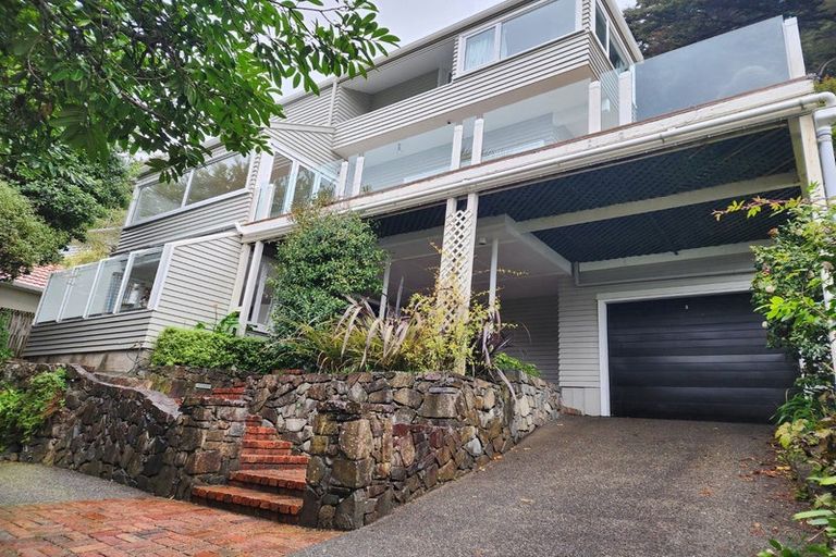 Photo of property in 10a Moana Road, Days Bay, Lower Hutt, 5013