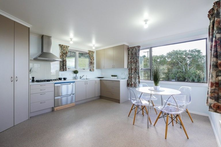 Photo of property in 37 Stephen Street, Halfway Bush, Dunedin, 9010