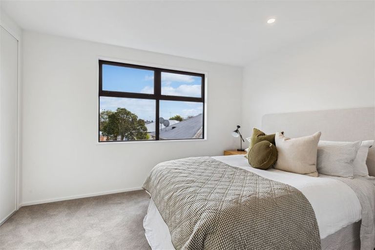 Photo of property in 1/12 Tabart Street, Woolston, Christchurch, 8023