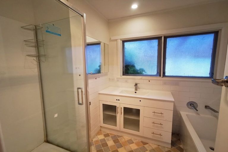 Photo of property in 16 Helena Road, Hillcrest, Hamilton, 3216