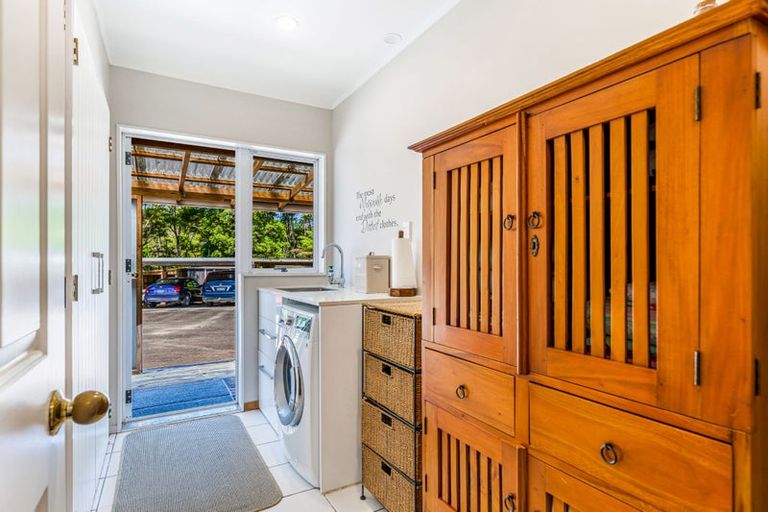 Photo of property in 17 Yelash Road, Massey, Auckland, 0614