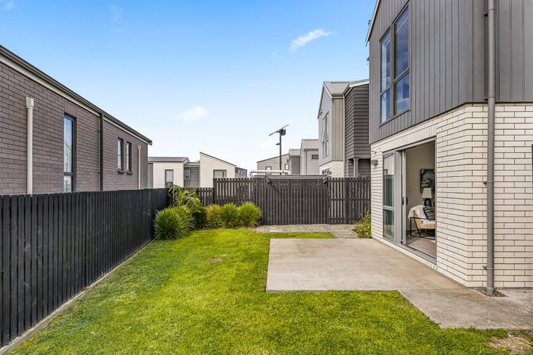 Photo of property in 13 Tarakoi Road, Hobsonville, Auckland, 0616
