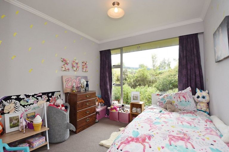 Photo of property in 35 Oreti Road, Otatara, Invercargill, 9879