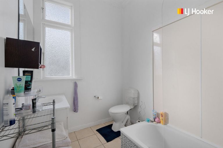 Photo of property in 282 Main South Road, Green Island, Dunedin, 9018