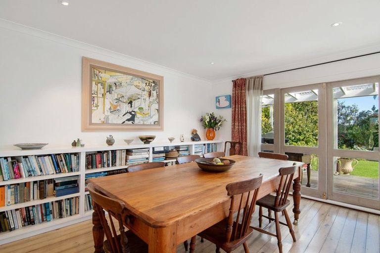 Photo of property in 32 Tahi Street, Mapua, 7005