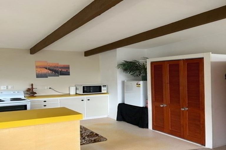 Photo of property in 10a Aorangi Road, Paraparaumu, 5032