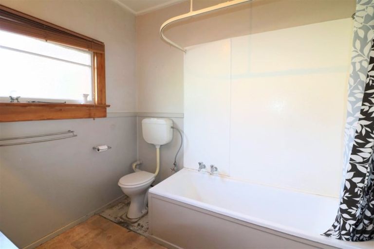 Photo of property in 74 Arthur Street, Seaview, Timaru, 7910