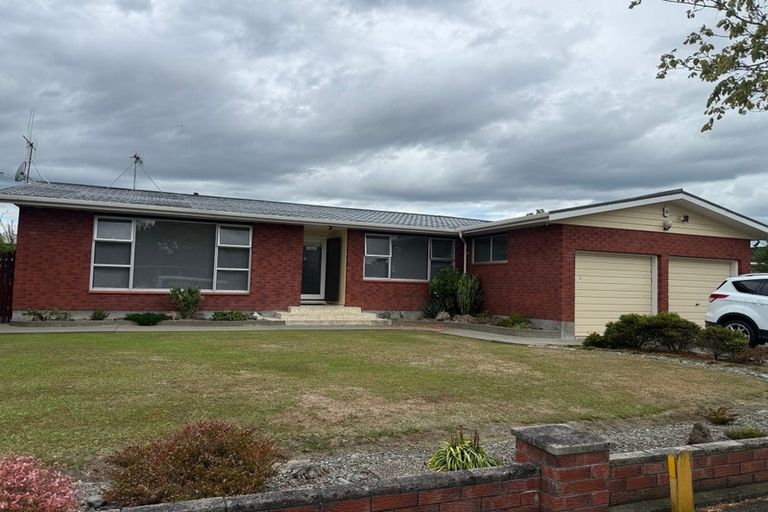 Photo of property in 7 Chippendale Crescent, Highbury, Palmerston North, 4412