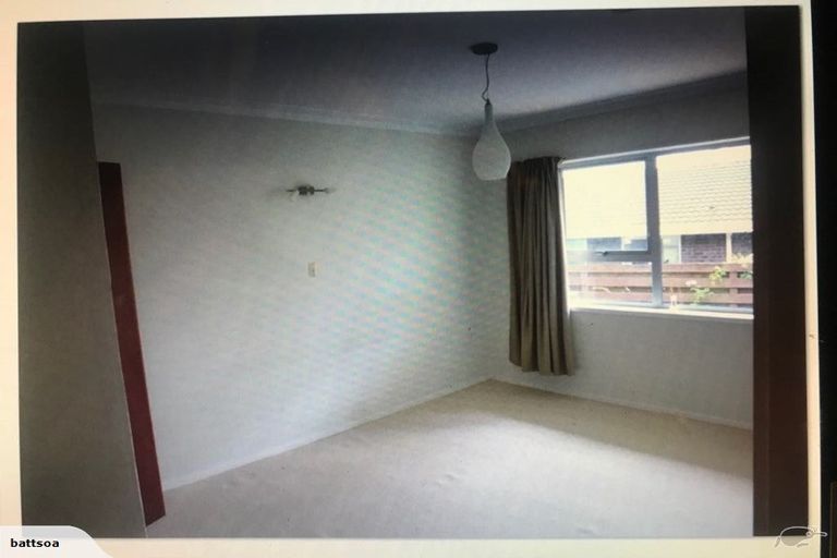 Photo of property in 2/105a Wallace Road, Papatoetoe, Auckland, 2025