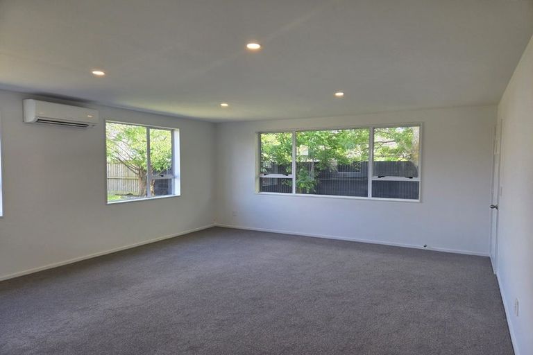 Photo of property in 2/4 Traynor Lane, Avonside, Christchurch, 8061