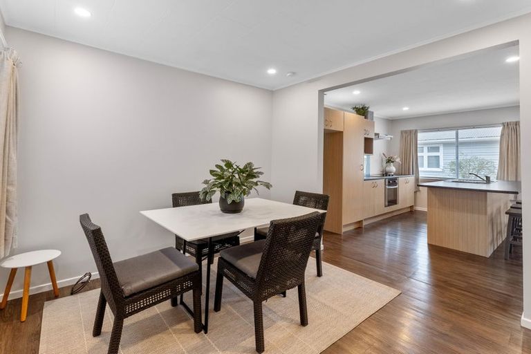 Photo of property in 13b Pinehaven Road, Pinehaven, Upper Hutt, 5019