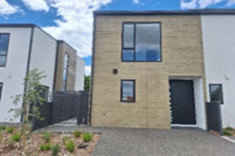 Photo of property in 67 Pipi Place, Levin, 5510