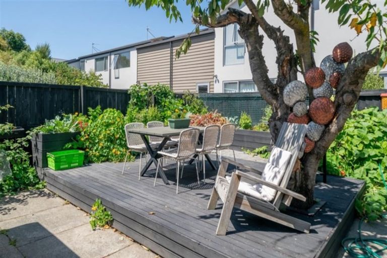 Photo of property in 32 Burke Street, Addington, Christchurch, 8024