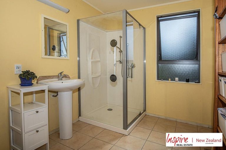 Photo of property in 224 Massey Road, Waipu, 0582