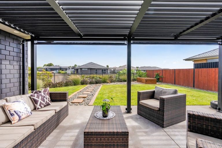 Photo of property in 15 Waitaha Place, Bell Block, New Plymouth, 4312