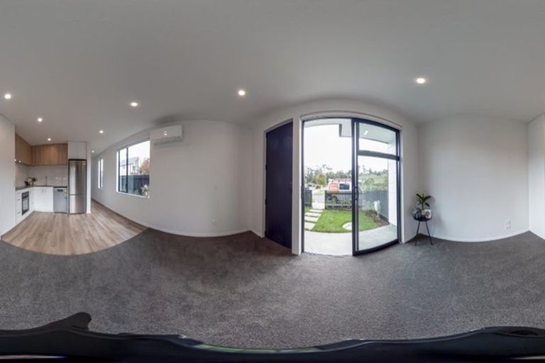 Photo of property in 4 Tuputupu Drive, Kumeu, 0810