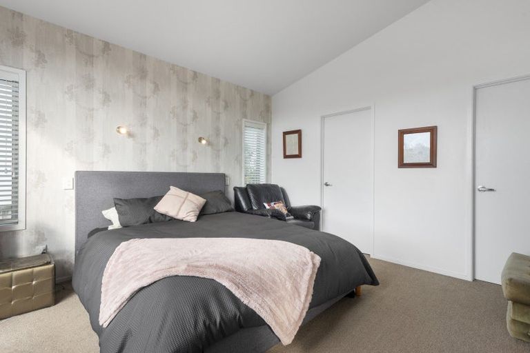 Photo of property in 27 Bayvista Close, Welcome Bay, Tauranga, 3112