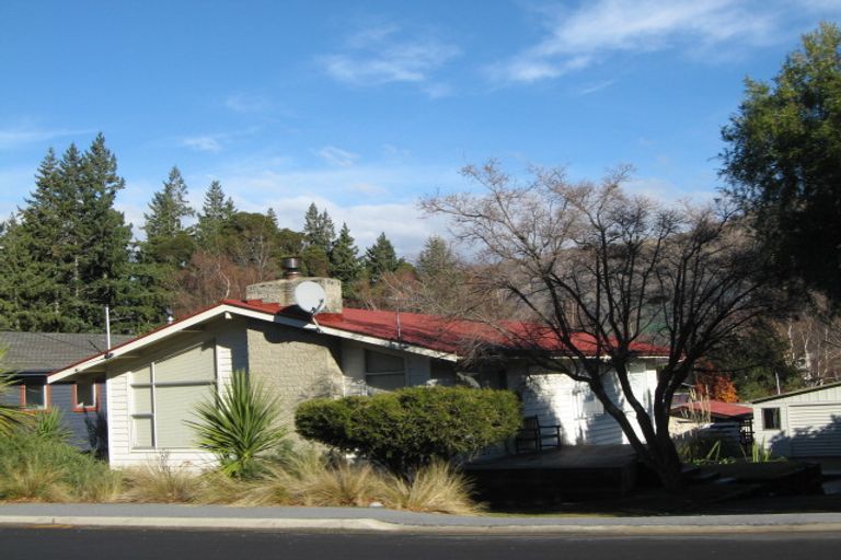 Photo of property in 150 Plantation Road, Wanaka, 9305