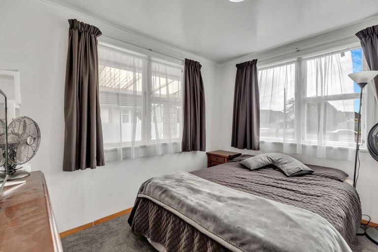 Photo of property in 6 Duncan Place, Highbury, Palmerston North, 4412