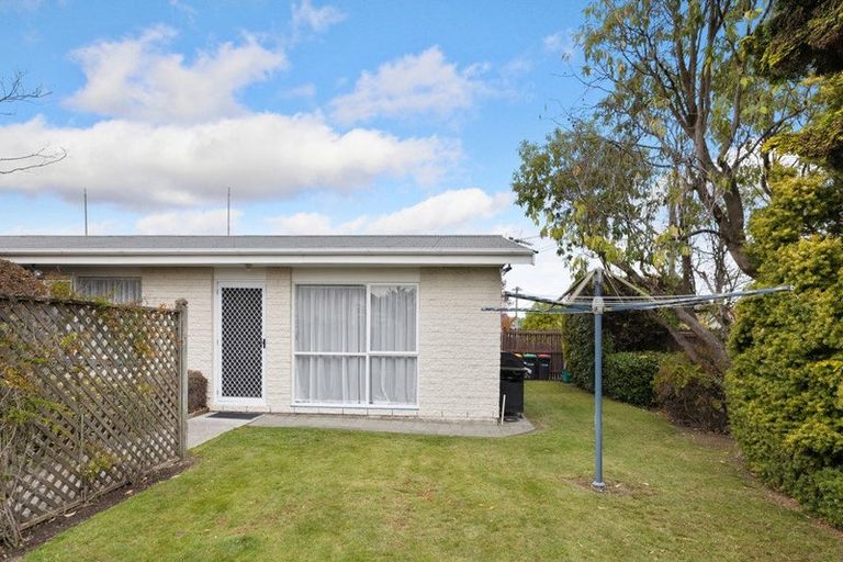 Photo of property in 1/142 Geraldine Street, Edgeware, Christchurch, 8013