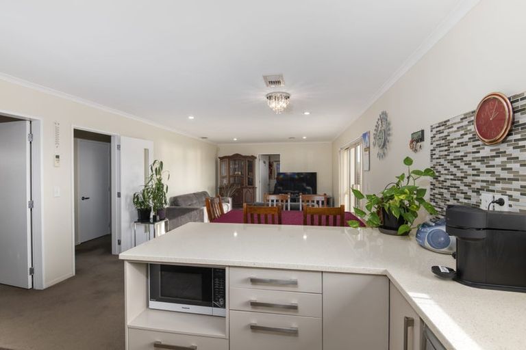 Photo of property in 243 Mark Avenue, Grenada Village, Wellington, 6037