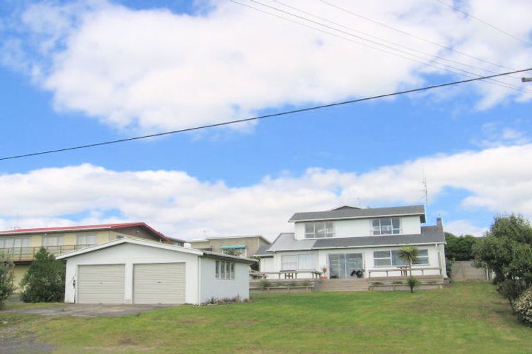 Photo of property in 44 Shaw Road, Waihi Beach, 3611