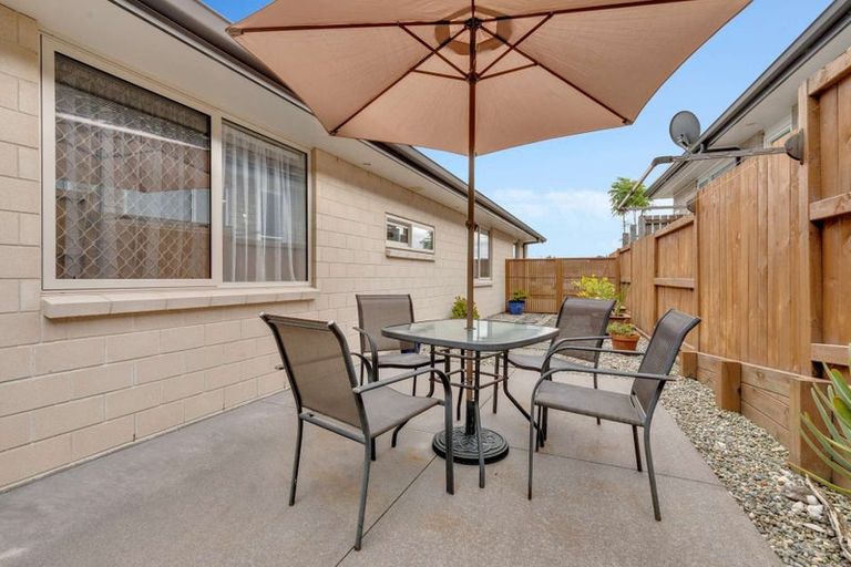 Photo of property in 10 Furl Close, Pyes Pa, Tauranga, 3112