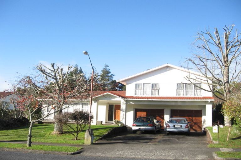 Photo of property in 106 Lawrence Crescent, Hillpark, Auckland, 2102