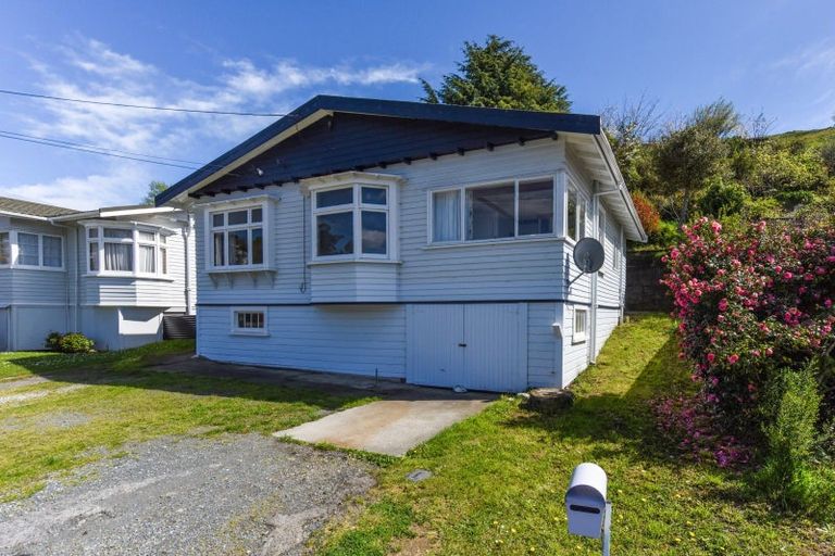 Photo of property in 70 Emano Street, Toi Toi, Nelson, 7010