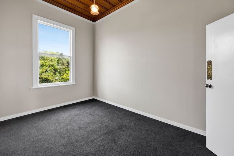 Photo of property in 20 Cambridge Street, Patea, 4520