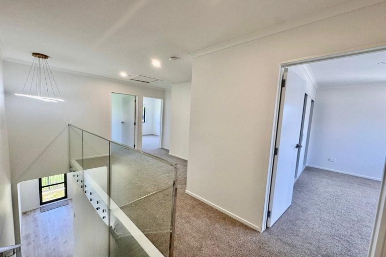 Photo of property in 64e Coxhead Road, Manurewa, Auckland, 2102