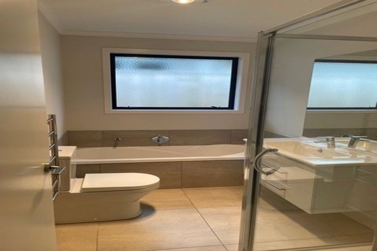 Photo of property in 30 Richardson Road, Omokoroa, 3114