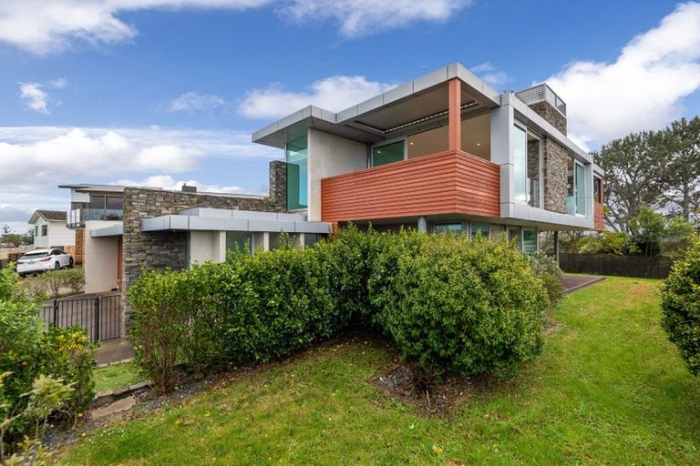 Photo of property in 451 East Coast Road, Murrays Bay, Auckland, 0630