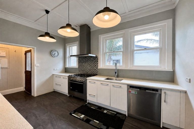 Photo of property in 3/3 George Street, Mangere East, Auckland, 2024