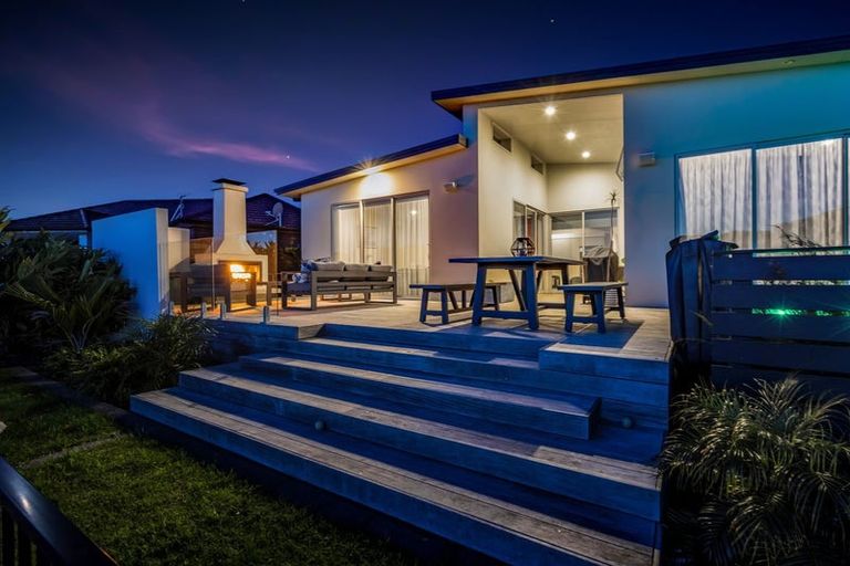 Photo of property in 59 Links Drive, Waiwhakaiho, New Plymouth, 4312